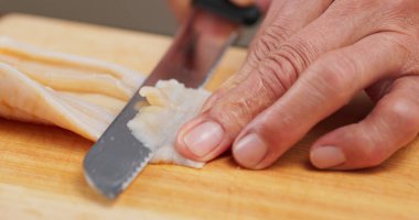 Sıcak çömlek için taze Geoduck sashimi.