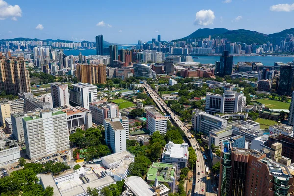 Kowloon Hong Kong Septiembre 2019 Drone Vuela Sobre Ciudad Hong — Foto de Stock