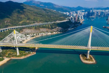 Hong Kong, 24 Kasım 2019: Ting Kau köprüsünün üst manzarası