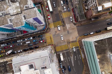 Sham Shui Po, Hong Kong, 14 Nisan 2019: Hong Kong trafik manzarası