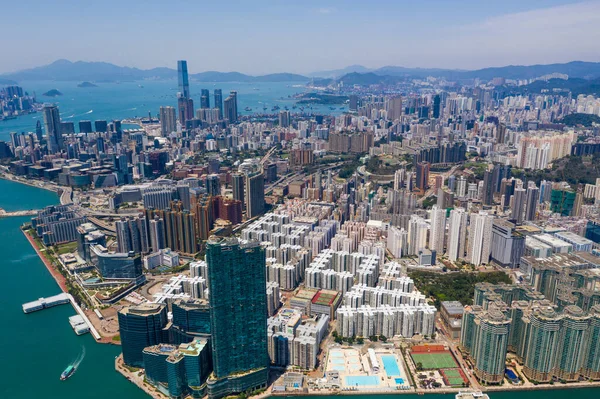 Hung Hom Hong Kong Abril 2020 Drone Vuela Sobre Ciudad —  Fotos de Stock