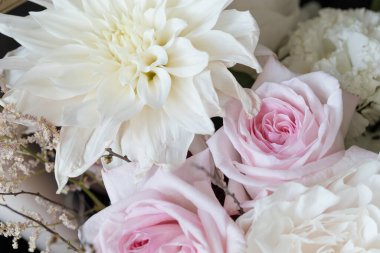 Güzel taze çiçek buketi, yakından.