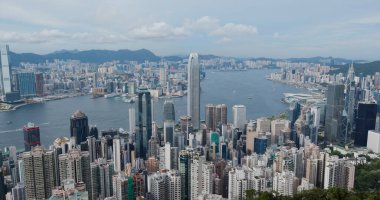 Victoria Peak, Hong Kong 15 Temmuz 2020: Hong Kong şehir silüeti