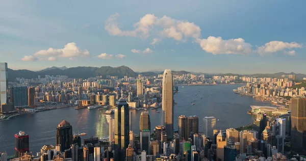 ビクトリアピーク 香港2020年7月19日 香港市のトップビュー — ストック写真
