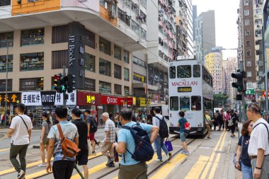 Hong Kong, 27 Nisan 2024: Wan Chai Caddesi, Hong Kong