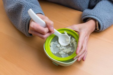 Öğütücüden yapılmış taze ev yapımı patates püresi.