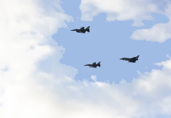 Latvia Riga Squadron Fighter Aircraft Parade Honor Independence Day Latvia — Stock Photo, Image