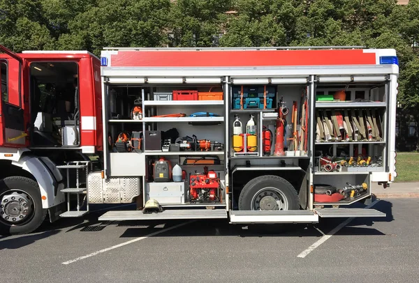 Equipamento da parte interna do caminhão de bombeiros Imagem De Stock