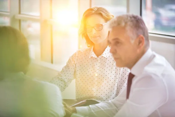 Grupo Empresarial Personas Que Reúnen Oficina — Foto de Stock