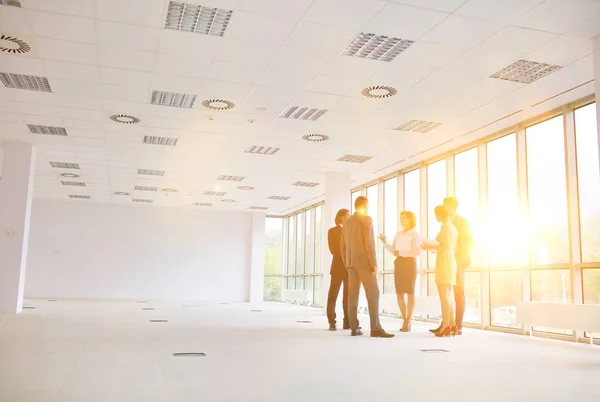Business People Discussing Colleagues Window New Office Meeting — Stock Photo, Image