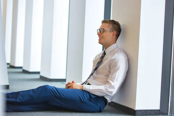 Young Businessman Sitting Floor Office — Stock Photo, Image