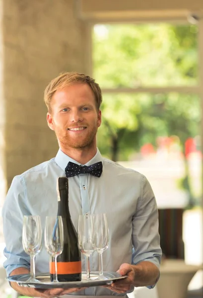 Portrait Confident Young Waiter Serving Wine Restaurant — Stock Photo, Image