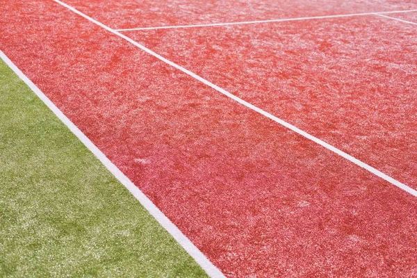 Photo of red tennis court — Stock Photo, Image