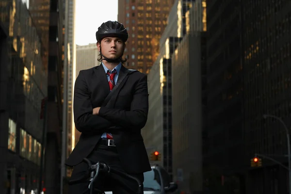 Homme Debout Vélo Dans Rue Portrait — Photo