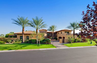 Lüks malikane cephesi