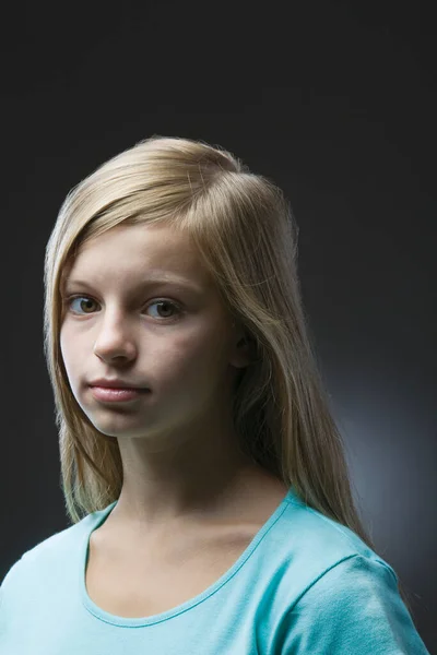 Studio Portrait Blonde Girl — Stock Photo, Image