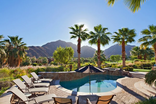 View Mountains Sun Loungers Swimming Pool Manor House — Stock Photo, Image