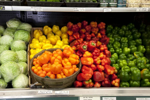 Variety Bell Peppers Display Sale Market — Stock Photo, Image