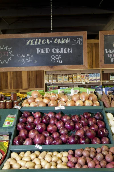 Légumes Exposés Sur Marché Des Produits — Photo