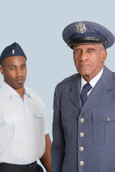 Portret Van Senior Air Force Officier Met Mannelijke Cadet Lichtblauwe — Stockfoto