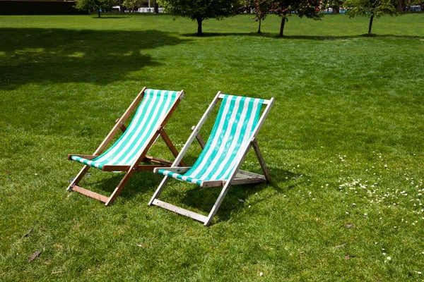 Two Deck Chairs Park — Stock Photo, Image