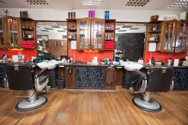 Chairs and wall mirrors in salon