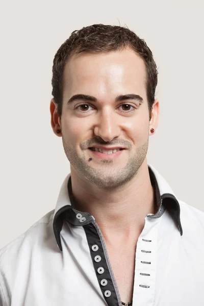 Close Portrait Young Man Smiling Gray Background — Stock Photo, Image