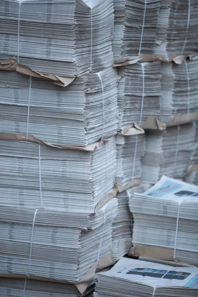 Stack Newspapers Background Close — Stock Photo, Image