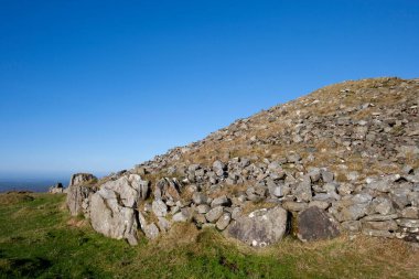 Loughstaff Cairn T, County Meath, İrlanda