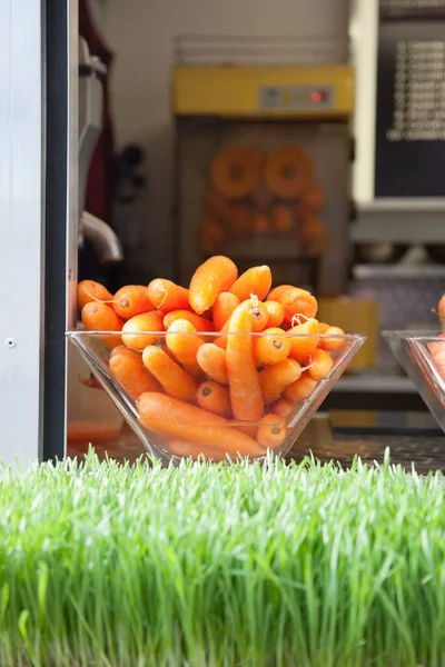 Close Grass Container Full Carrots — Stock Photo, Image