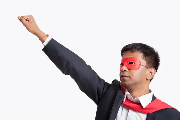 Hombre Negocios Asiático Fingiendo Ser Superhéroe Contra Fondo Blanco — Foto de Stock