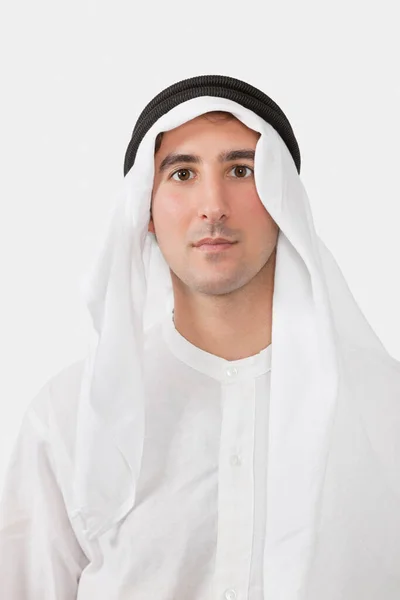 Portret Van Een Arabische Man Tegen Witte Achtergrond — Stockfoto