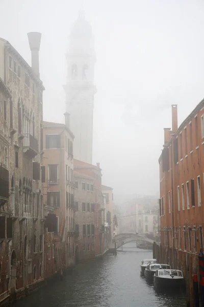 Italie Canal Venise Dans Brouillard — Photo