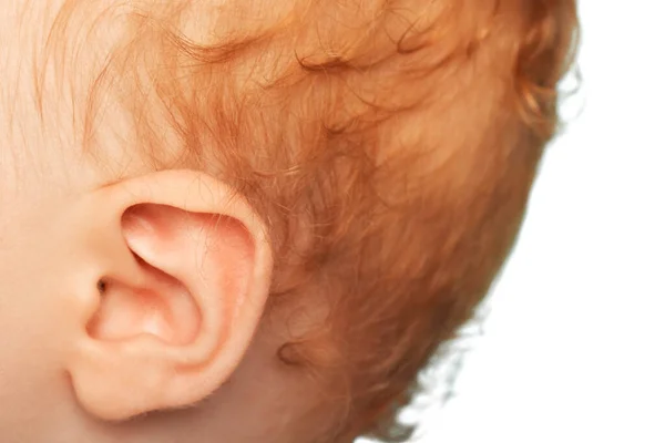Închiderea Urechii Bebelușului Roșcat — Fotografie, imagine de stoc