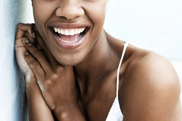 Cropped Photo Attractive Black Woman Wearing White Top — Stock Photo, Image