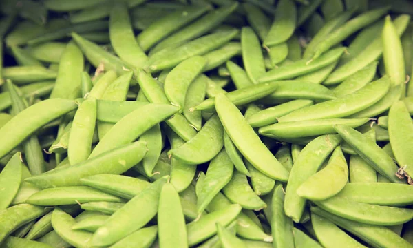 Primer Plano Los Guisantes Verdes Mercado Los Agricultores — Foto de Stock