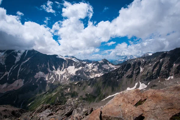 Montanhas Nevadas Cáucaso Julho — Fotografia de Stock