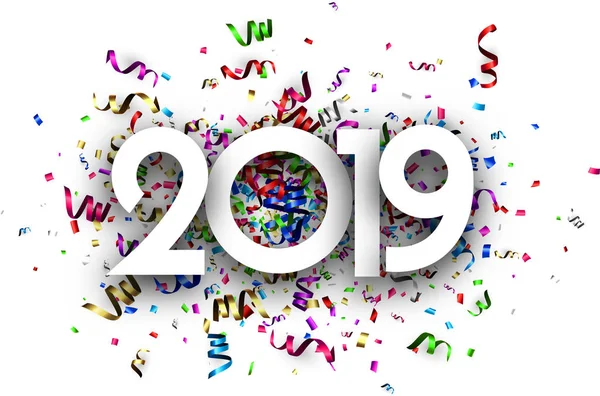Wit 2019 Nieuwjaar Achtergrond Met Kleurrijke Papier Serpentine Wenskaart Poster — Stockvector