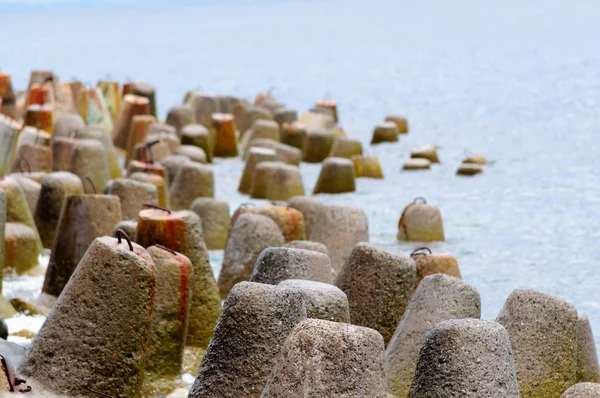 Kıyıda kırılma suları, sığ alan derinliği
