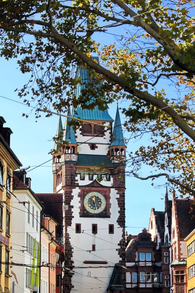 Martinstor Freiburg Miasto Niemczech Wieloma Historycznymi Atrakcjami — Zdjęcie stockowe