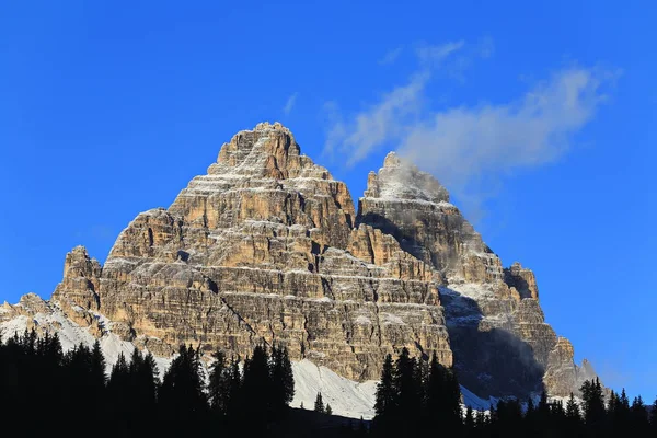 Dolomites Olduğunu Bir Dağ Talya — Stok fotoğraf