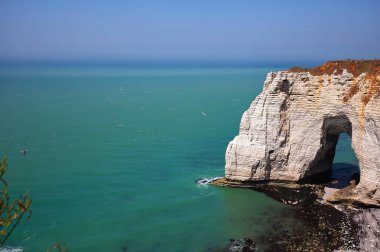 Fransa kıyılarında etretat ve muhteşem manzaralar