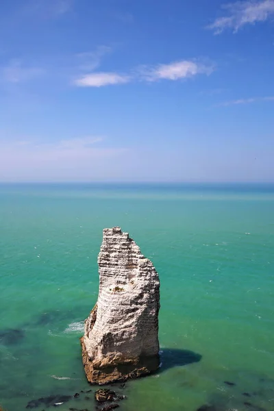 Etretat på Frankrikes kust med underbara landskap — Stockfoto