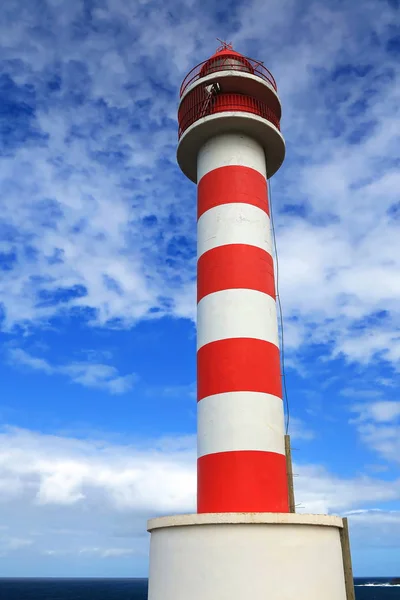 Faro de Punta, Sardina is a lighthouse on the coast of Gran Gana — Stock Photo, Image