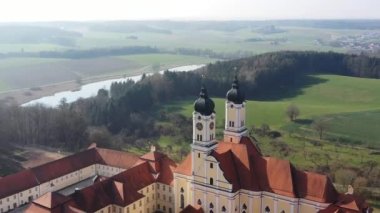 Manastır Roggenburg yukarıdan