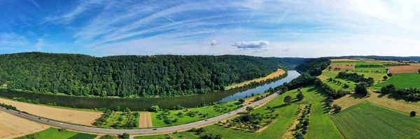 Neckar v Binau nad řekou a v Německu — Stock fotografie