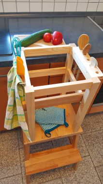 Küçük çocuklar için öğrenme kulesi