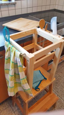 Küçük çocuklar için öğrenme kulesi