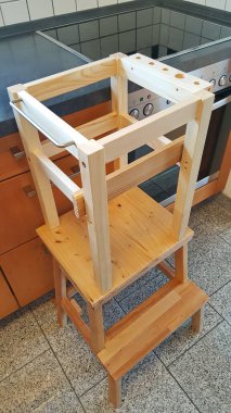 Küçük çocuklar için öğrenme kulesi