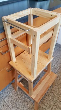 Küçük çocuklar için öğrenme kulesi